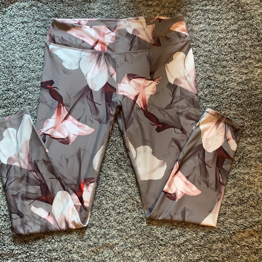 Fabletics Orchid Leggings